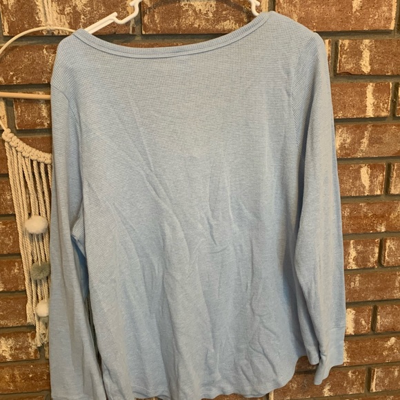 Old Navy Size L Button Up Henley - Picture 4 of 5